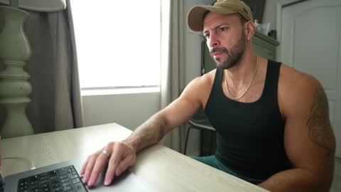 onlyfans BRUCESTRYKER online show from January 18, 9:02 pm