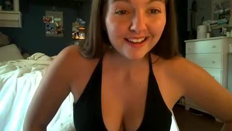 Snapshot of brunettebaby040 chatting on September 20, 10:13 pm brunettebaby040 online show from September 20, 10:13 pm