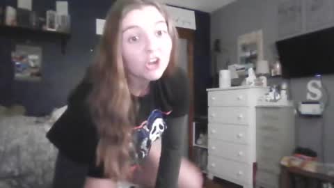 brunettebaby040 online show from November 1, 4:00 am