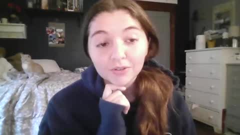 brunettebaby040 online show from November 10, 7:16 pm