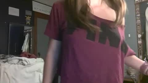 brunettebaby040 online show from October 3, 12:09 am