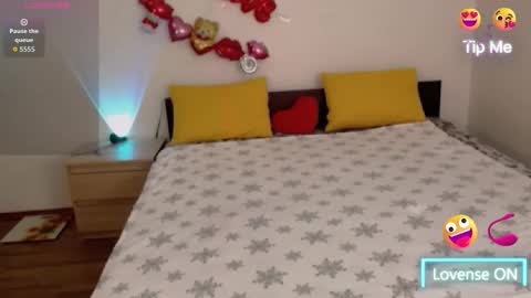 Ellis online show from October 20, 3:44 am