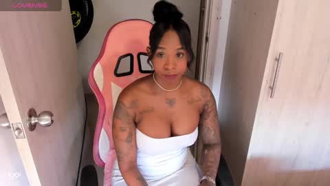 Brenda online show from January 12, 4:50 pm