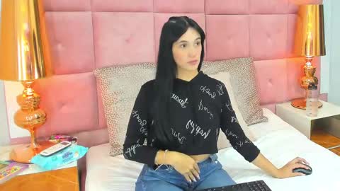  Brunny Gill  online show from January 3, 7:18 pm