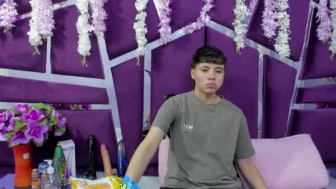 Bruno Cruz online show from February 19, 2:44 am