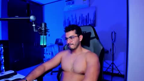 Bruno online show from November 13, 3:31 am