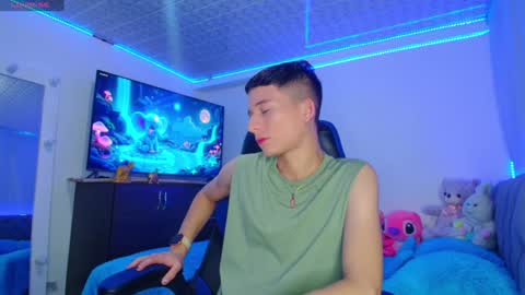 BRYAM INDEPENDENT MODEL online show from January 21, 2:11 am