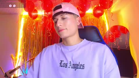 BRYAM INDEPENDENT MODEL online show from September 27, 1:14 am