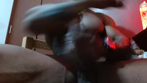 Snapshot of bryan_colen chatting on March 11, 3:58 am Enjoy the best muscle straws online show from March 11, 3:58 am