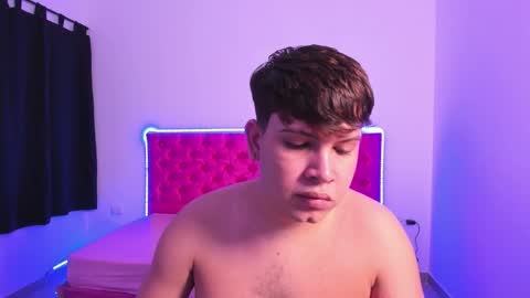 bryan_master77 online show from October 9, 5:57 am