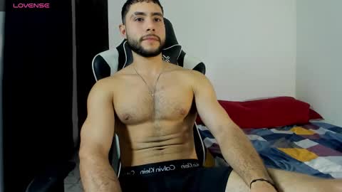 bryan_oficials online show from January 9, 4:40 am