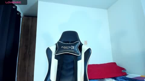 bryan_oficials online show from October 13, 4:03 am