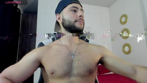 bryan_oficials online show from May 4, 11:22 pm