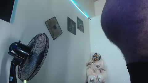 BRYAN HOT23 online show from November 28, 1:46 am