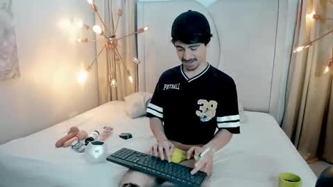 BRYAN online show from September 28, 3:48 am