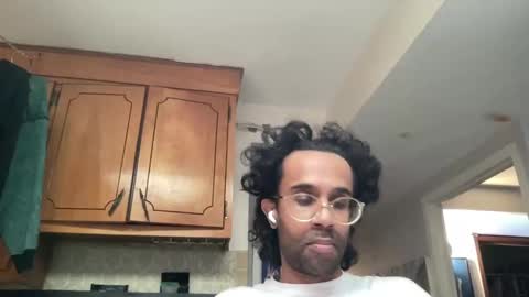 Bottom Wes online show from November 8, 6:44 pm