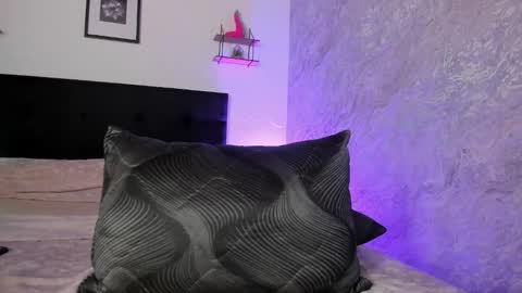 Bubbalo  online show from November 6, 2:36 am