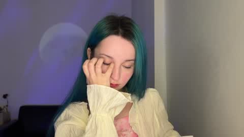 bubble_b00 online show from January 3, 12:51 pm