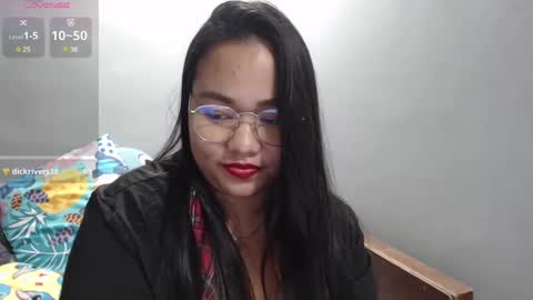 Snapshot of bubblebuttpinay chatting on February 26, 10:05 am Sunshine online show from February 26, 10:05 am