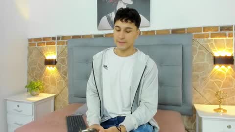 Buddy Whitte online show from February 20, 11:31 am