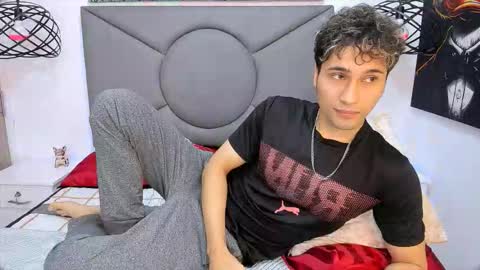 Buddy Whitte online show from December 18, 12:44 pm