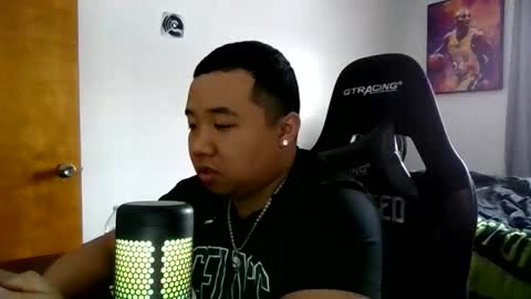 buffsexyman24 online show from March 6, 2:49 pm