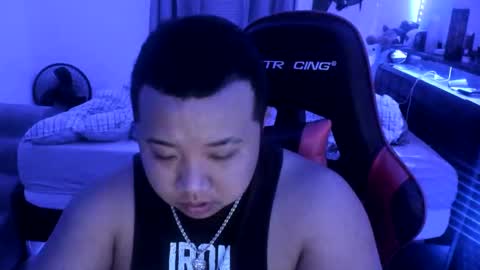 buffsexyman24 online show from March 9, 11:56 pm