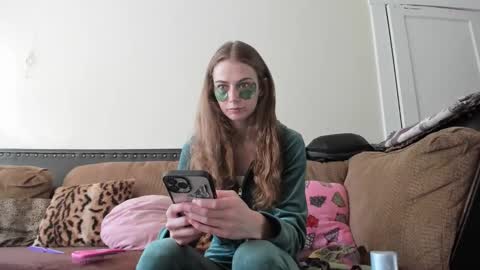 Buffy online show from January 2, 8:35 pm