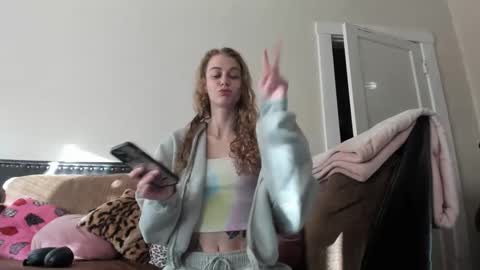 Buffy online show from December 3, 3:17 pm