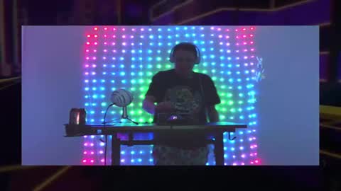 Moose noodles online show from March 31, 2:34 am