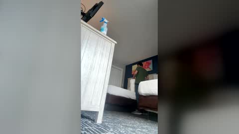 bukywotgzoaw online show from April 27, 5:10 pm