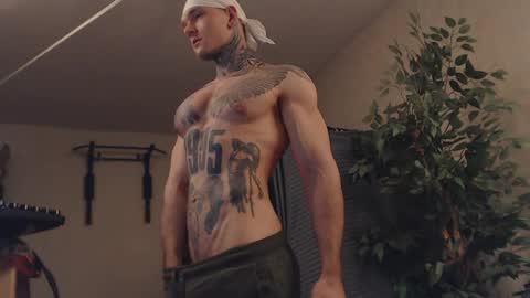 Dmitriy  online show from February 18, 1:10 am