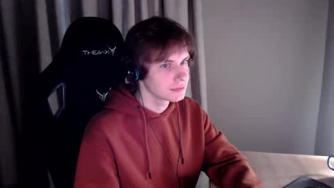Snapshot of bulkazziz chatting on September 22, 8:18 am Chris online show from September 22, 8:18 am