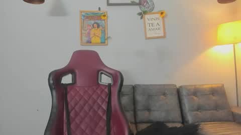 bull_cam online show from February 17, 7:13 pm