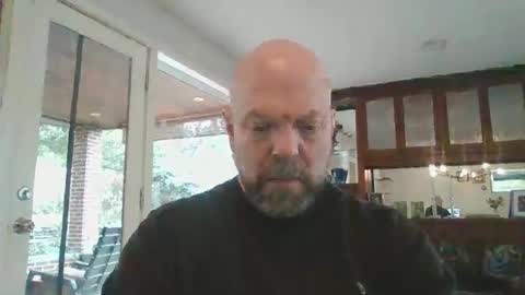 Snapshot of bulldog302w chatting on December 6, 6:55 pm bulldog302w online show from December 6, 6:55 pm