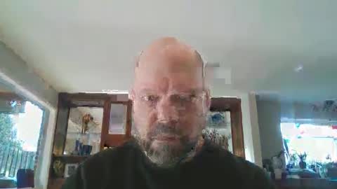 Snapshot of bulldog302w chatting on February 14, 2:33 pm bulldog302w online show from February 14, 2:33 pm