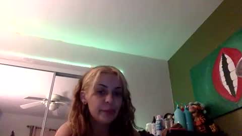 bunnibaby333 online show from November 2, 3:17 am