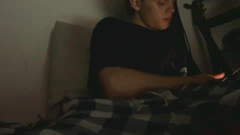 bunnie_sweetie online show from September 14, 4:04 am
