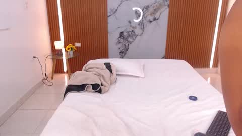 Rossi Hill online show from February 26, 12:19 pm