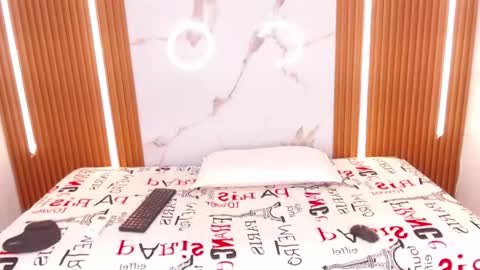 Rossi Hill online show from February 10, 8:12 pm