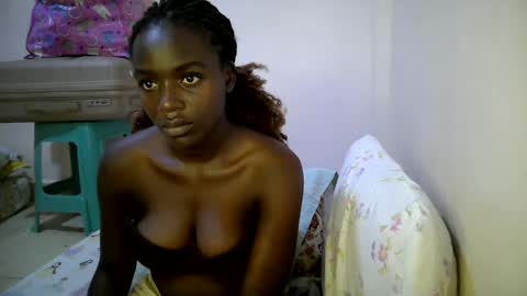 bunny_bliss1 online show from June 22, 12:06 am