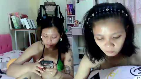 Snapshot of bunny_flower18 chatting on February 17, 2:17 pm bunny_flower18 online show from February 17, 2:17 pm