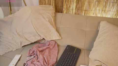  30 Off online show from May 11, 12:45 pm