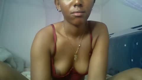 bunnydiva_ online show from May 22, 2:29 am