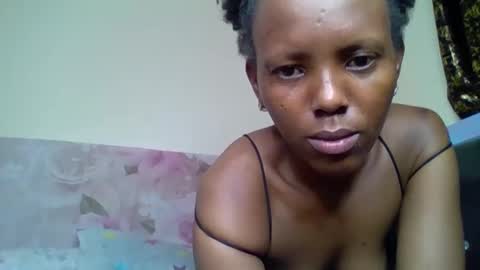 bunnydiva_ online show from October 19, 7:29 pm