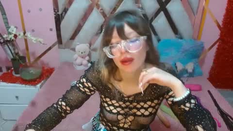 burbujalxx online show from October 4, 3:43 pm
