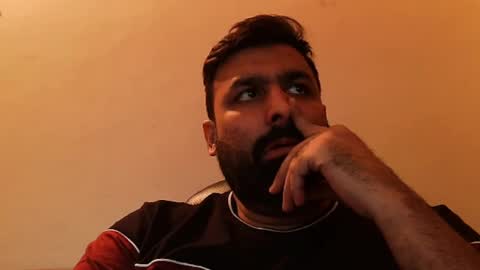 Snapshot of burlymonster chatting on January 25, 9:36 am Hairy Arabian online show from January 25, 9:36 am