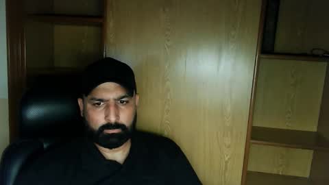 Snapshot of burlymonster chatting on September 12, 4:53 pm Hairy Arabian online show from September 12, 4:53 pm