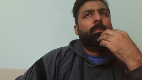Snapshot of burlymonster chatting on February 16, 3:04 am Hairy Arabian online show from February 16, 3:04 am