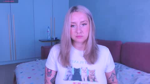 Lissa online show from May 21, 10:33 am